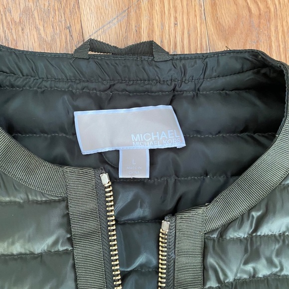 Michael Kors Puffer Vest - Picture 2 of 3